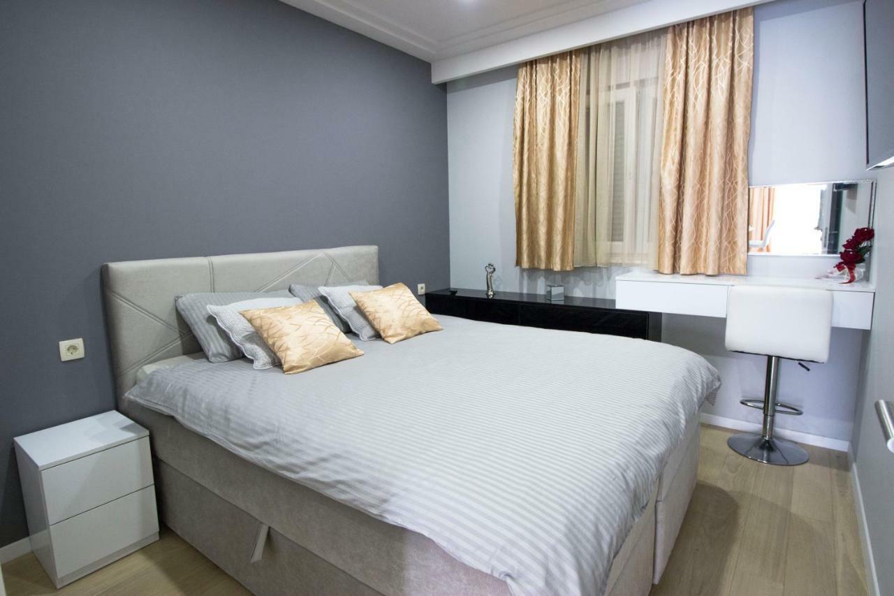 Apartment Deluxe Nana มาคาร์สกา ภายนอก รูปภาพ