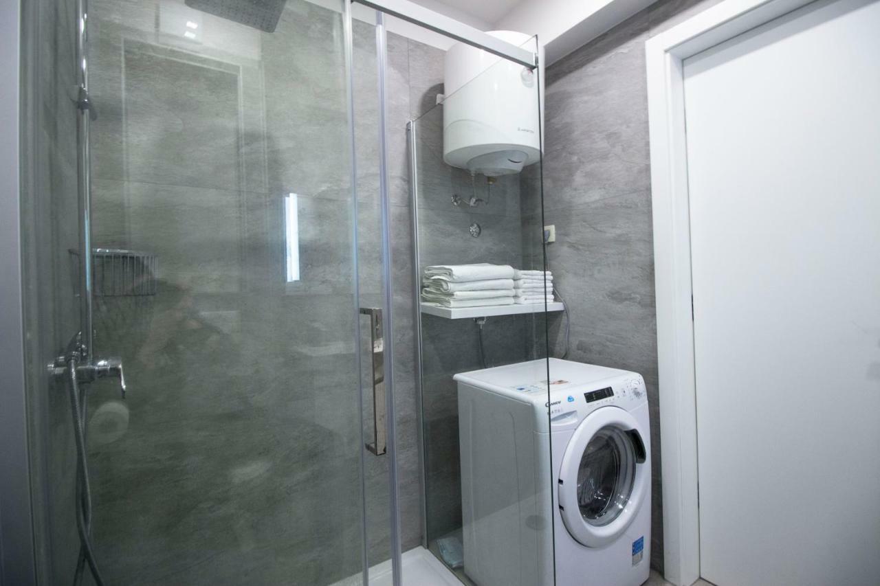 Apartment Deluxe Nana มาคาร์สกา ภายนอก รูปภาพ